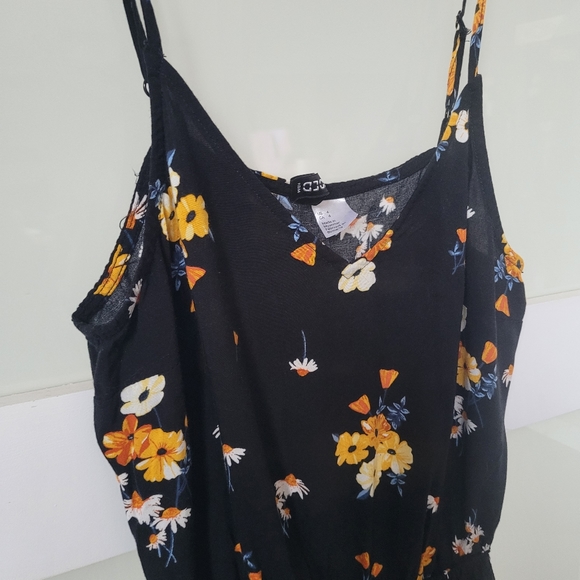H&M Divided Size 4 Romper - Picture 2 of 8